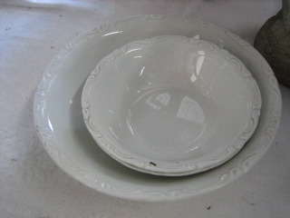 ss-white-bowls